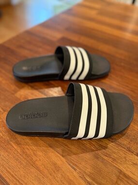 adidas Black Slides with White Three-Stripe Strap - Size 6